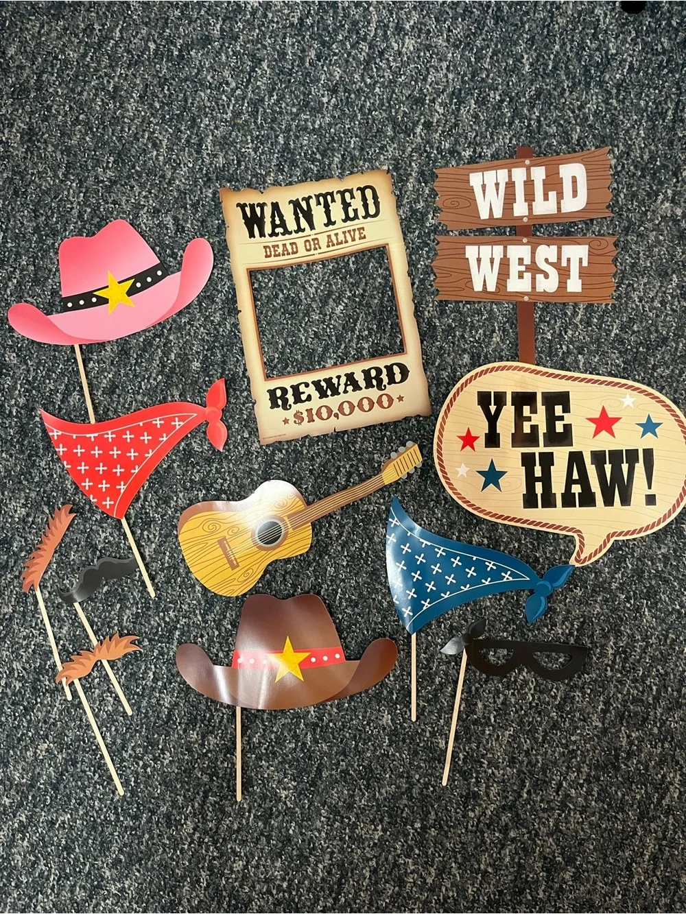 Wild West Party Decoration and Photo Props Set